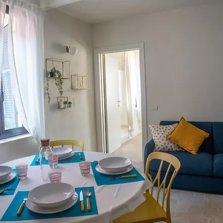 Apartment Parma: Bilocale A Due Passi Dal Centro Storico